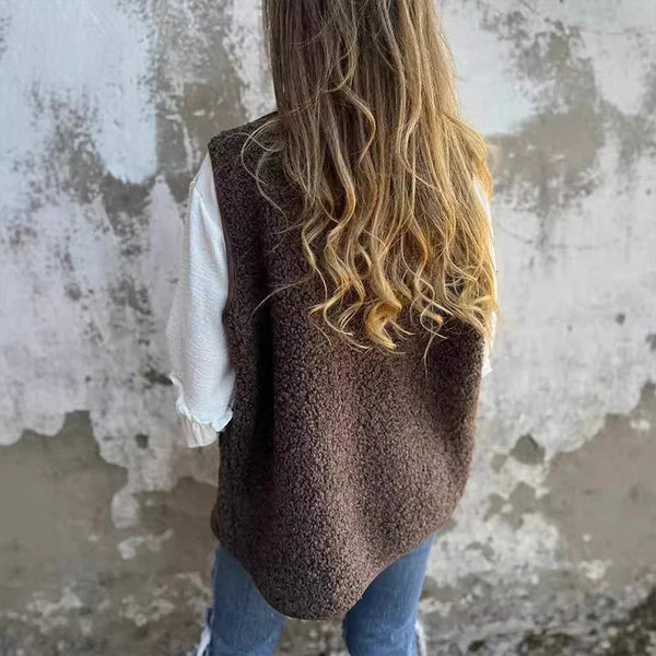 Valenzora | Vest with Short Buttons