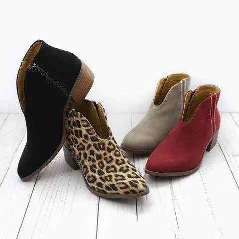 Valenzora | Women's suede ankle boots with low block heel, V-shaped design, zipper