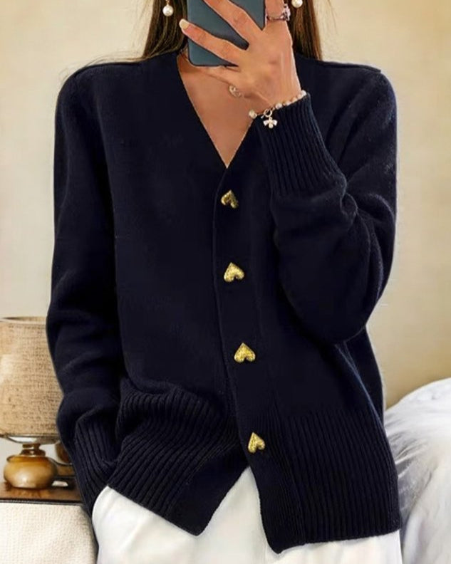 Valenzora | Elegante Strickpullover mit Herzknöpfen