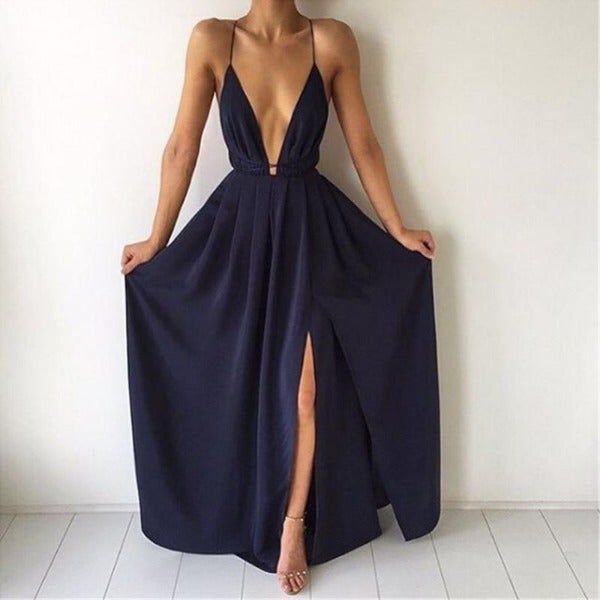 Valenzora | Maxi dress with deep U-neck