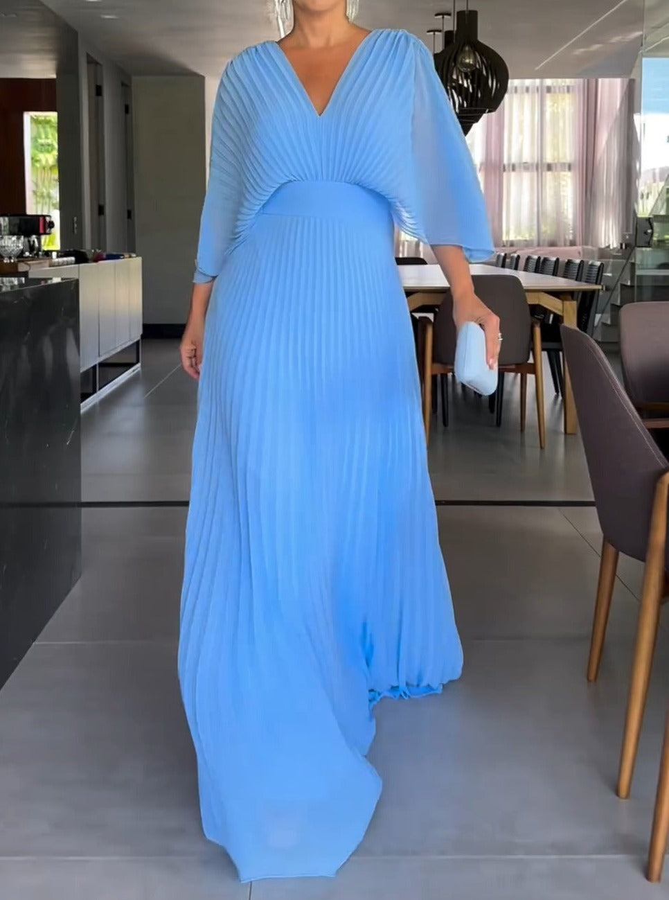 Valenzora | Vibrant pleated maxi dress