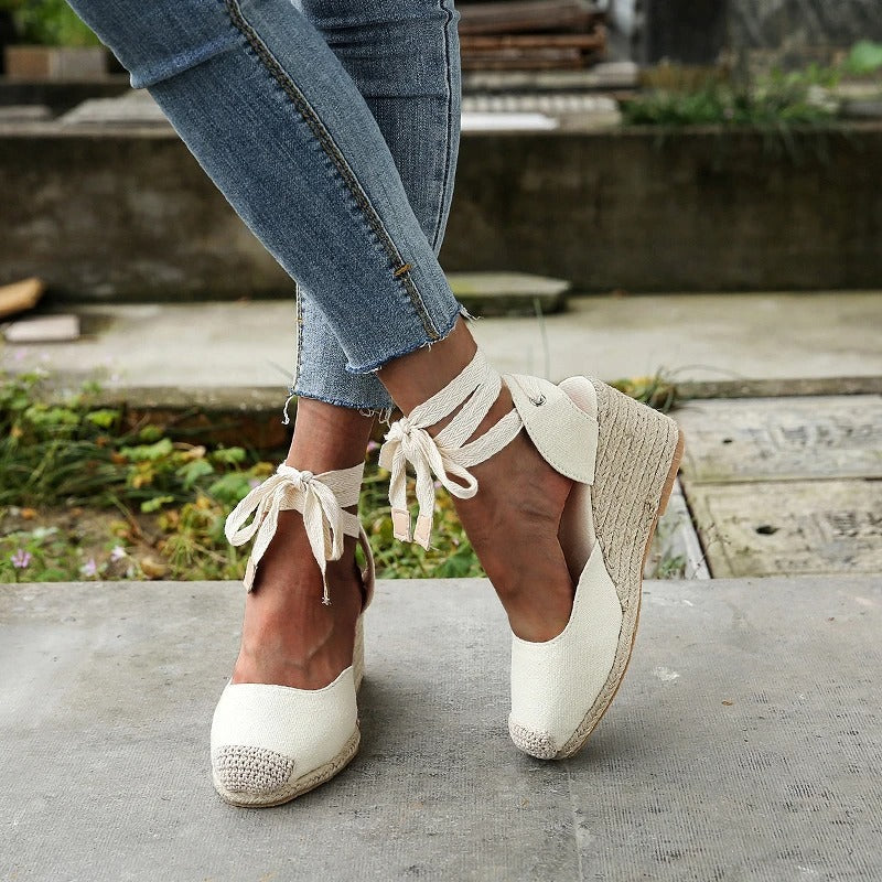 Valenzora | Elegante Keilsandaletten