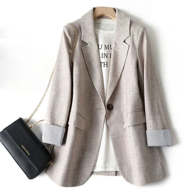 Valenzora | Elegantes Blazer-Design