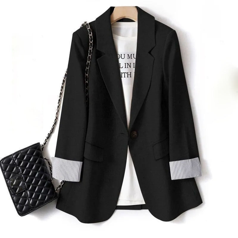 Valenzora | Elegantes Blazer-Design