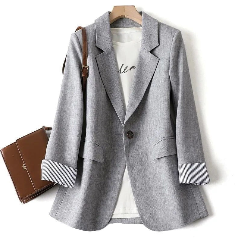Valenzora | Elegantes Blazer-Design