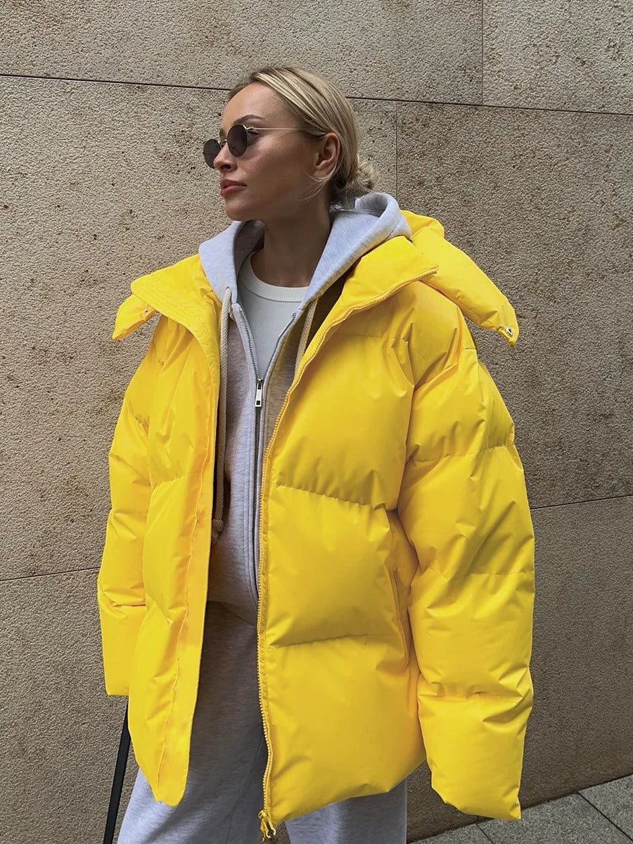 Valenzora | Fashionable short women's jacket with hood and padded cotton lining