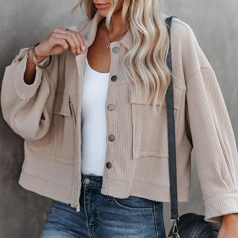 Valenzora | Kurze, bequeme und modische Damenjacke