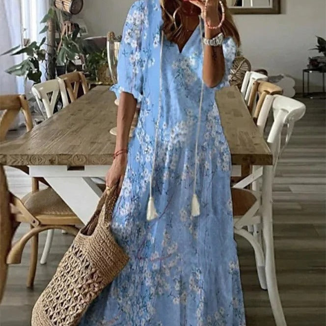 Valenzora | Maxikleid mit halben Ärmeln und V-Ausschnitt mit Blumenmuster
