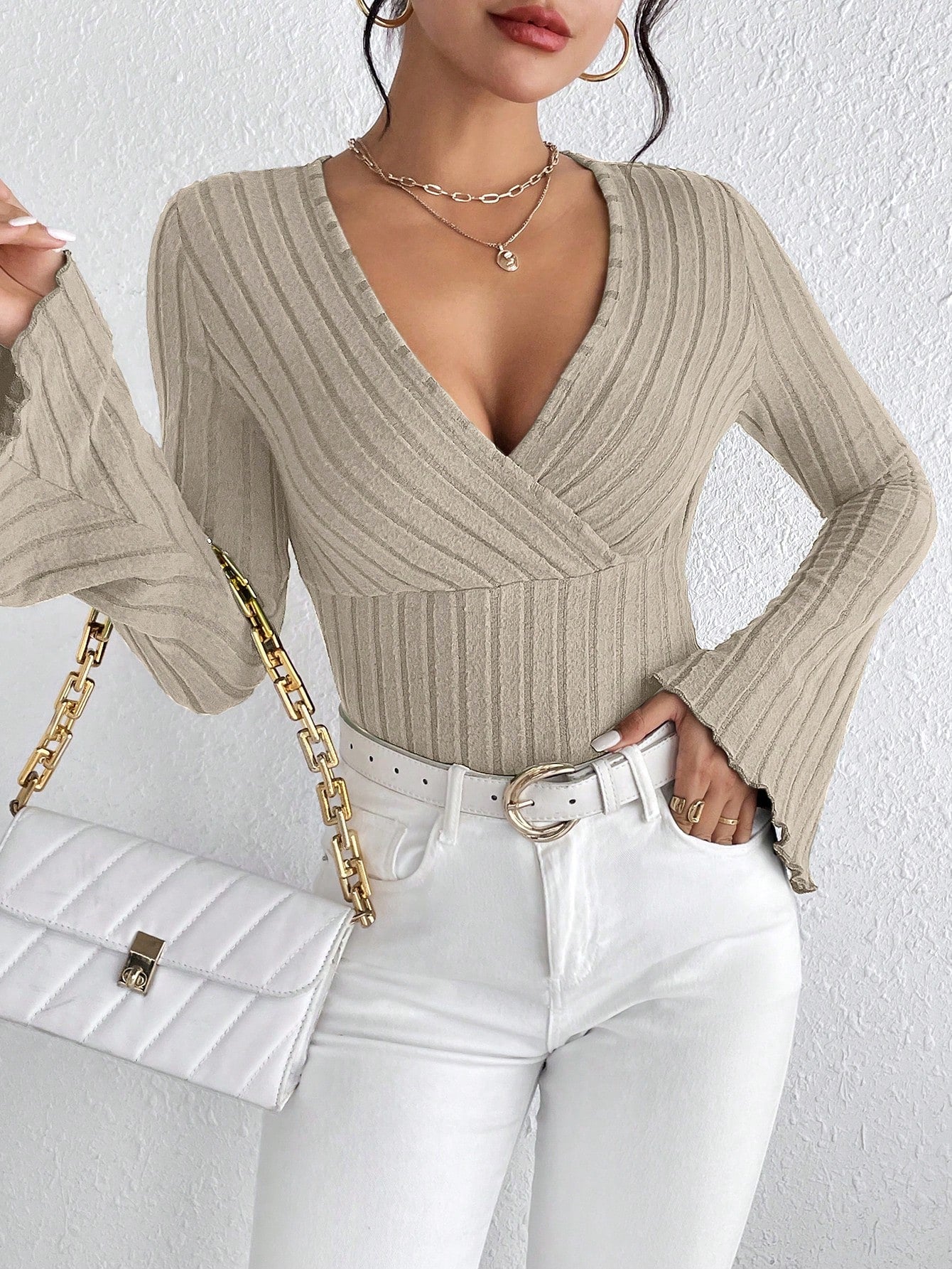 Valenzora | Stylish & Comfortable V-Neck Top
