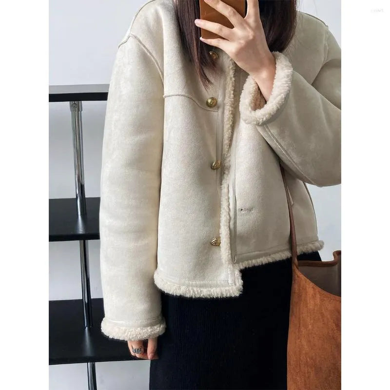 Valenzora | Soft lambswool jacket