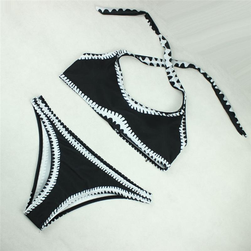 Valenzora - Black and white bandeau bikini