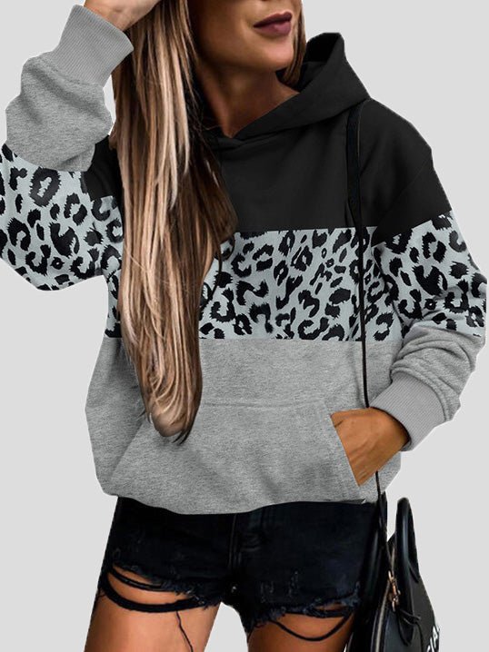 Valenzora | Comfortable and daring hoodie