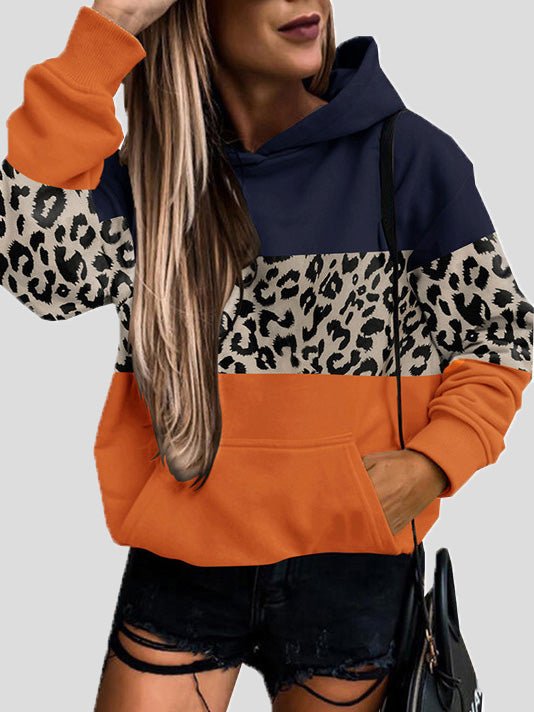 Valenzora | Comfortable and daring hoodie