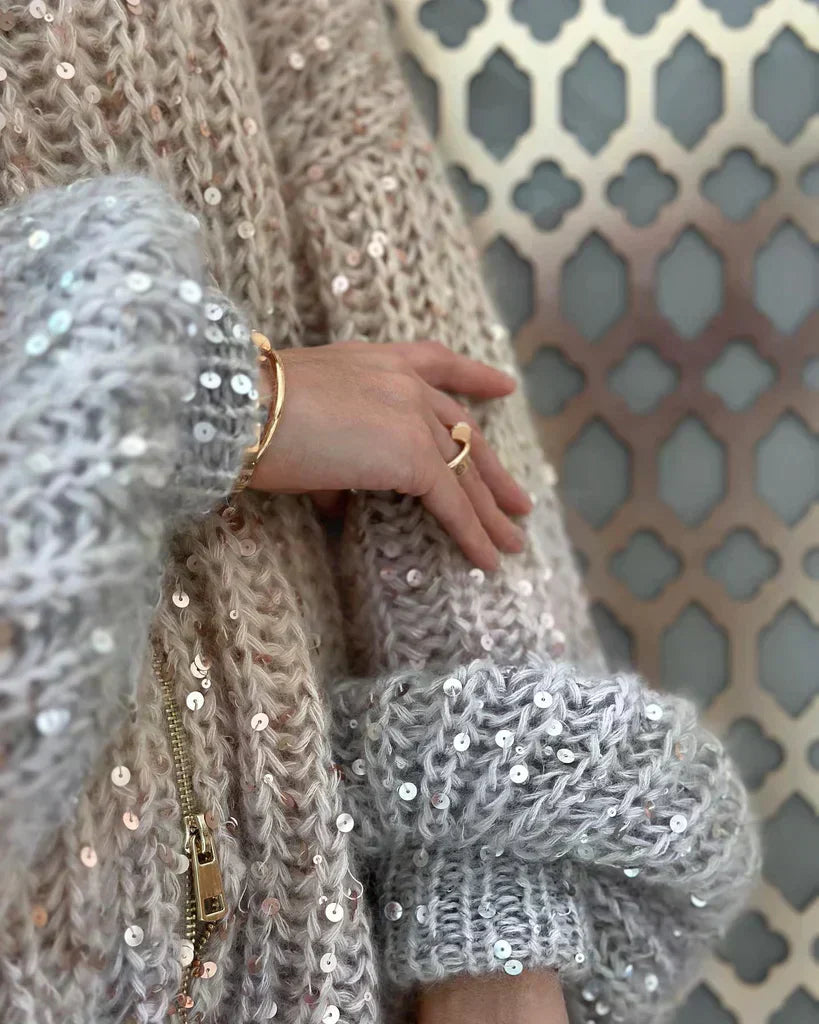 Maeve️ | Die elegante, glitzernde Seidenstrickjacke