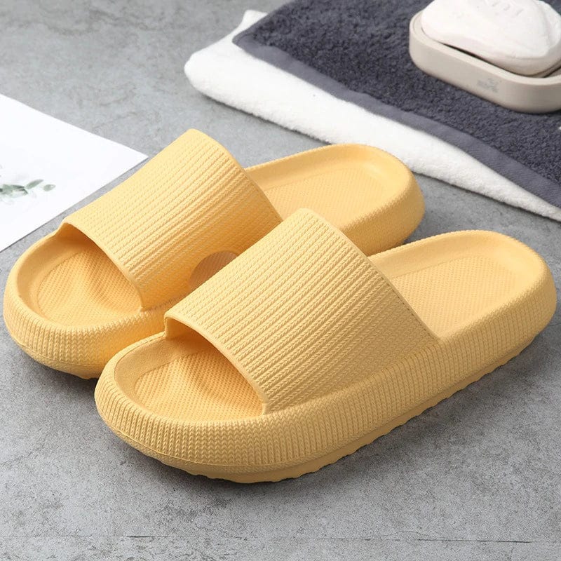 Valenzora | Soft, comfortable beach slippers