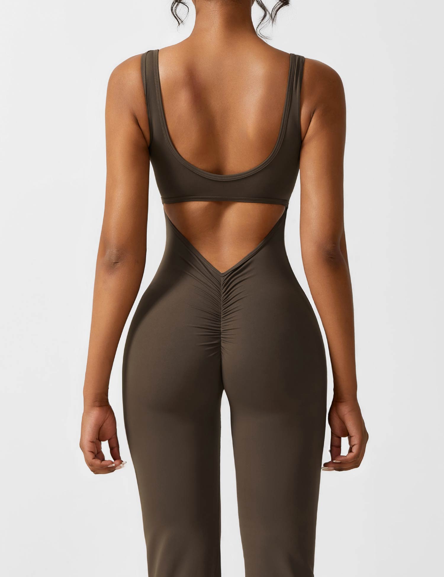 Valenzora | Neck jumpsuit with flared legs | Elegant and figure-hugging design