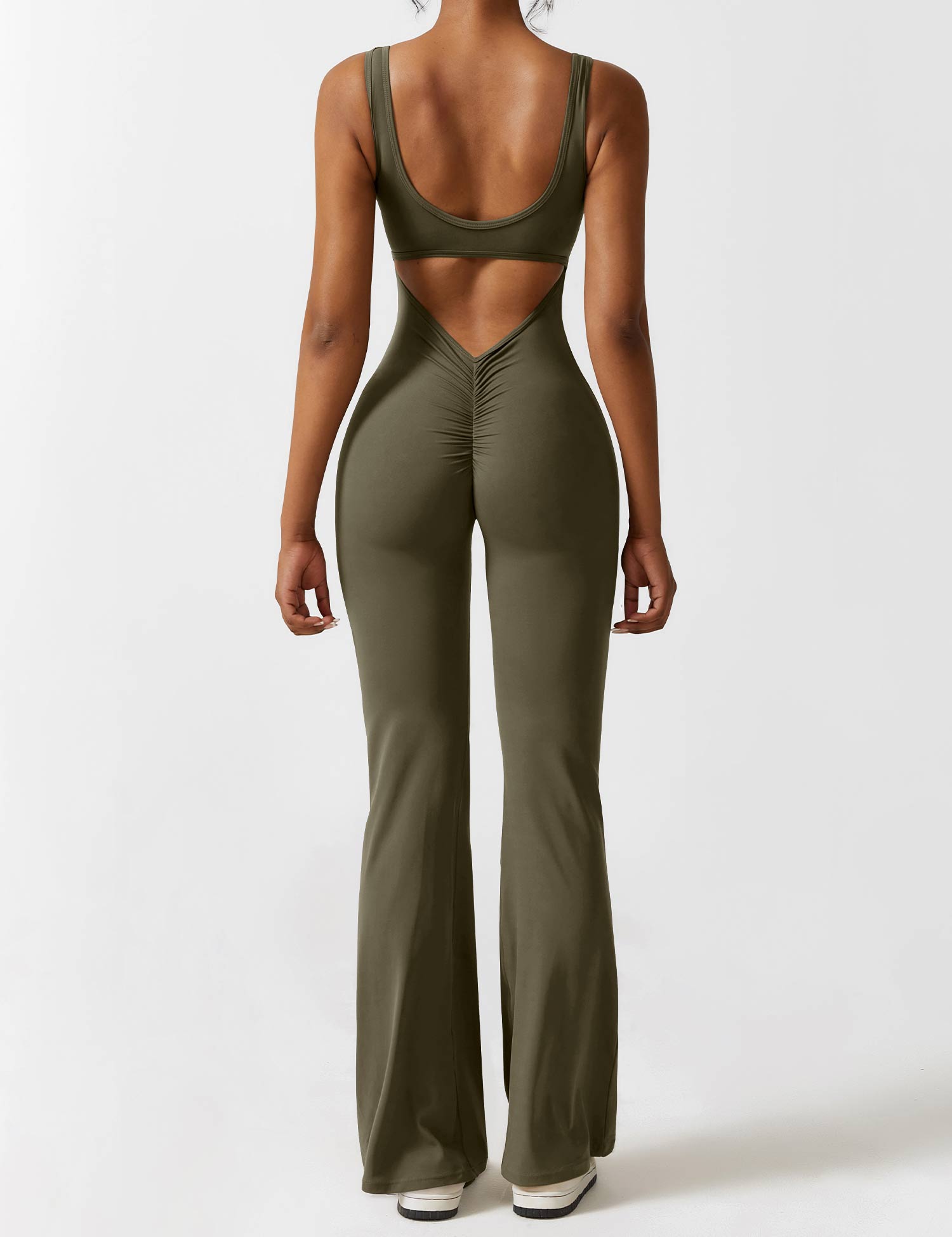 Valenzora | V-back flared jumpsuit