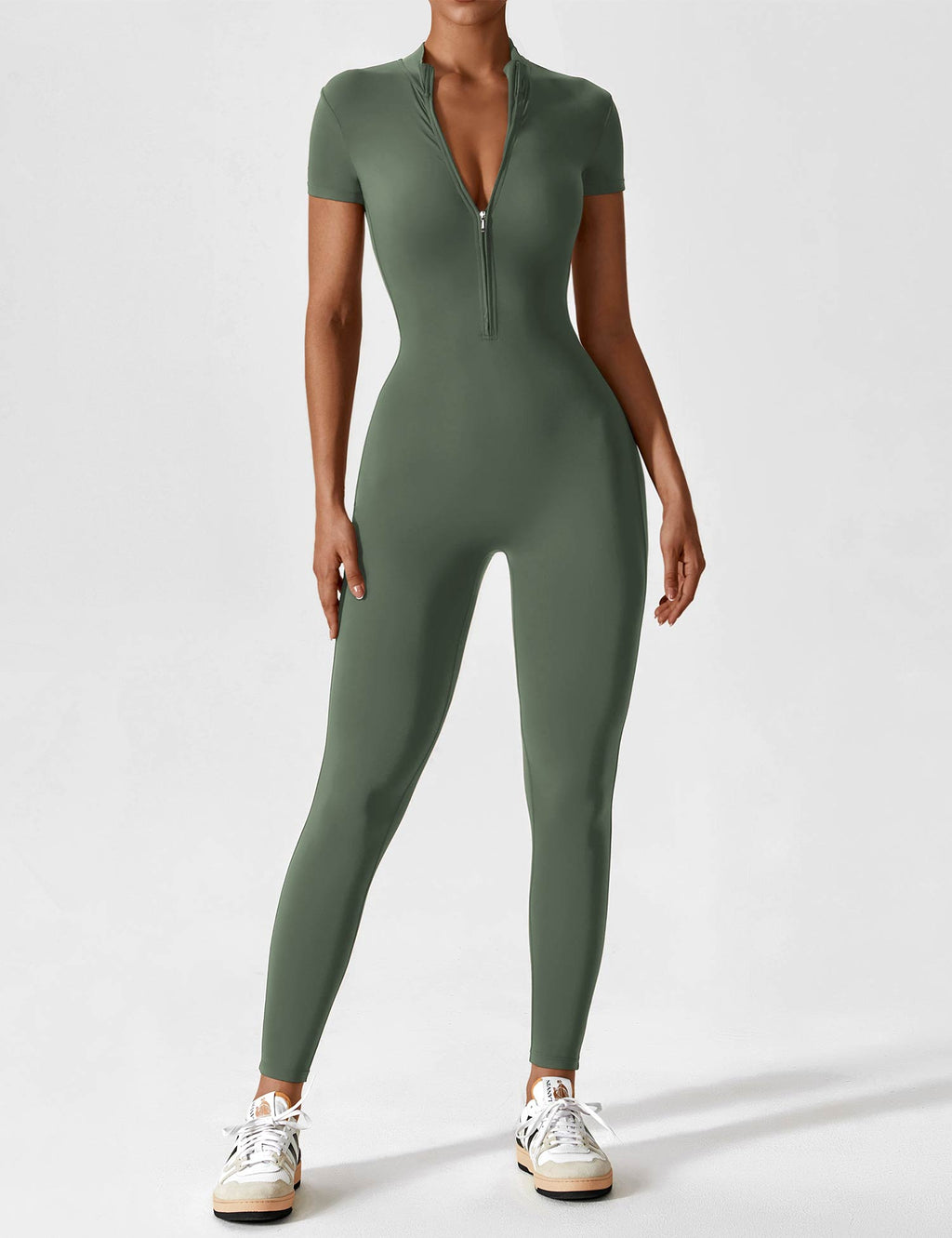 LenaFit – Short-sleeved zip-up jumpsuits