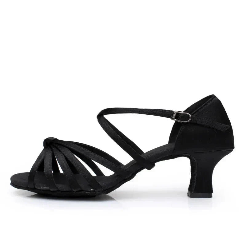 Valenzora | Klassische Hak-Sandalen
